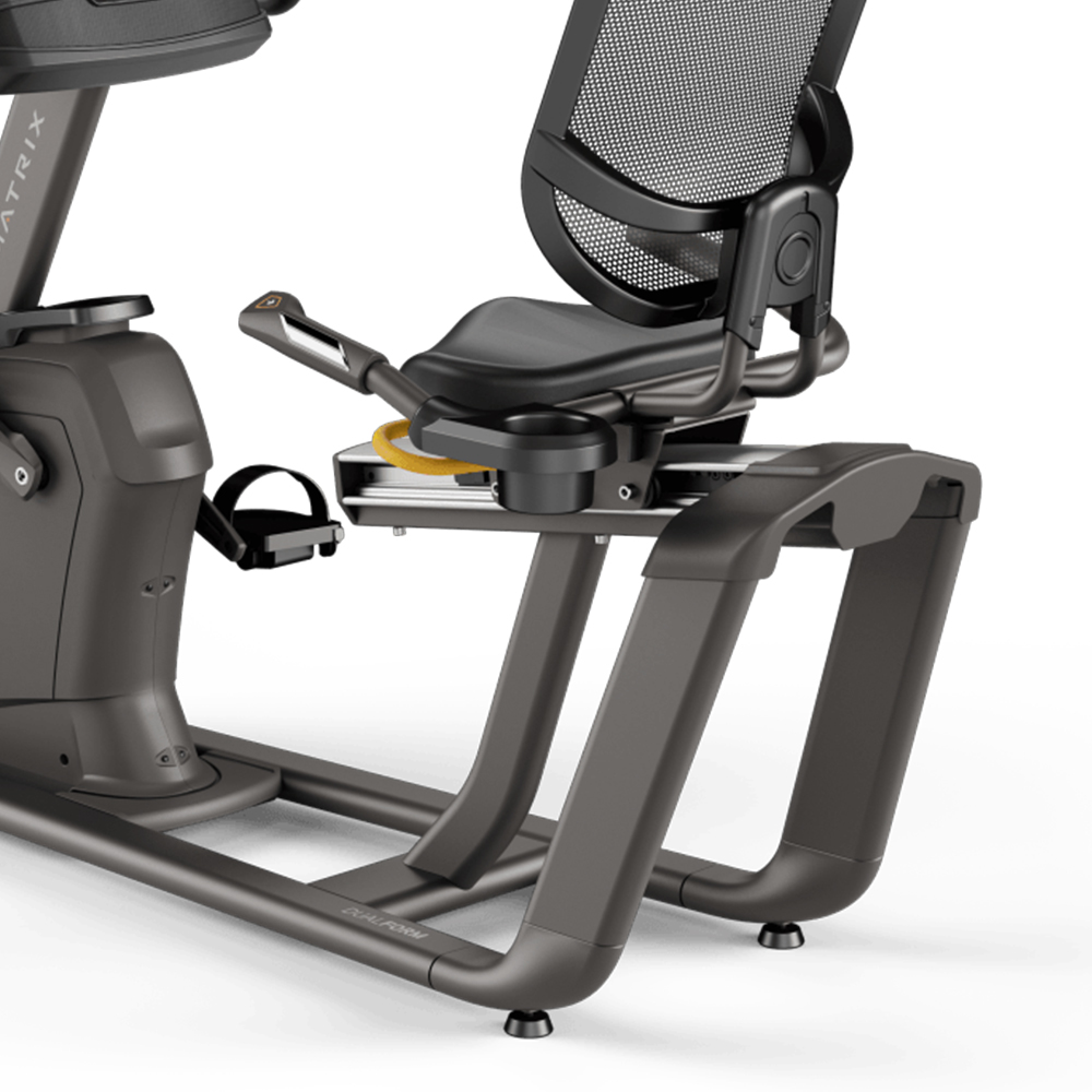 Exercise bikes/pedal trainers - Matrix Exercise Bike Gym Bike R30 With Xir Console