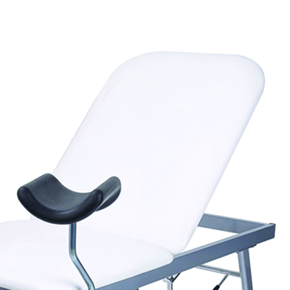 Examination couches - Skema Oval Gincology Examination Table Rygel Varnished 3 Sections 60cm