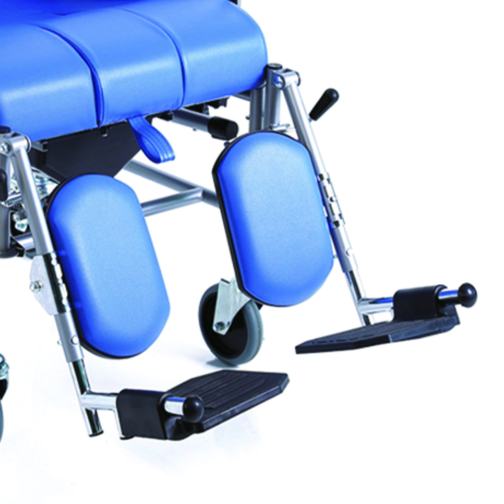 Armchairs and Chairs - Mopedia Comfortable Reclining Chair 4 Wheels