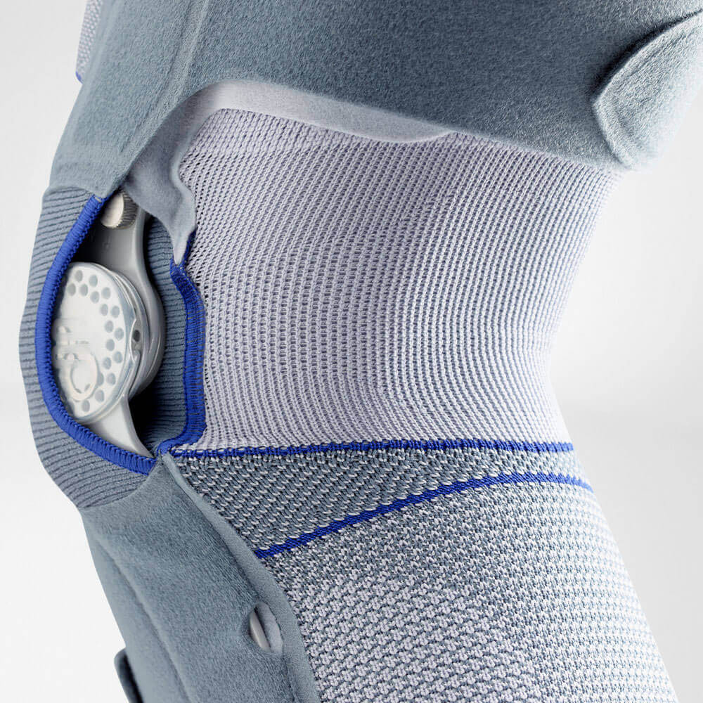 Knee braces - Bauerfeind Knee Brace Softec Genu Titan Left For Stabilization