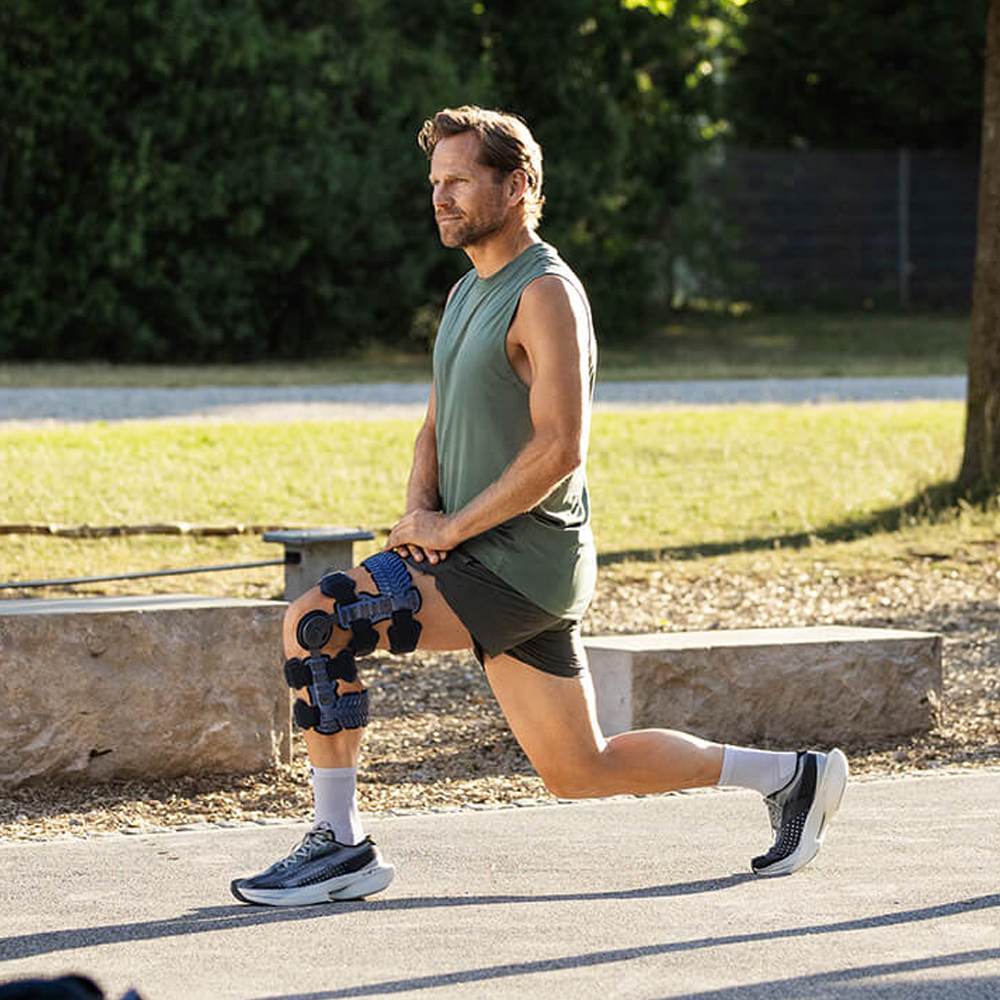 Knee braces - Bauerfeind Secute Genu Flex Pcl Left 4-point Knee Brace